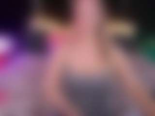 Live cam show with LylaYeess - Pink on Cam Slut