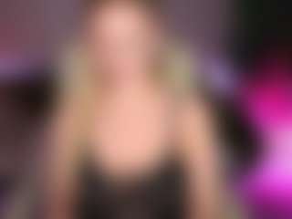 Live cam show with LylaYeess - Horney on realtime-chat