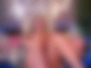 Live cam show with LylaYeess - Blonde Hair Amateur on Pornisteam.com