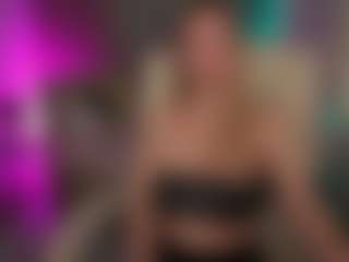 LylaYeess's Live Sex Cam Show