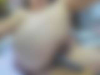 Live cam show with kattysquirt - Athletic on fuck-show.com