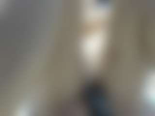 Live cam show with kattysquirt - Flashing on AdultVida.com