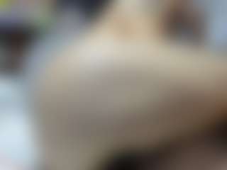 Live cam show with kattysquirt - Athletic on madthumbs