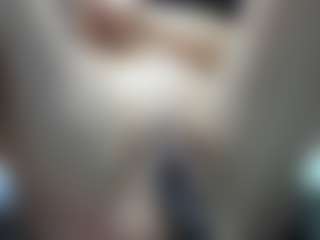 Live-Cam-Show mit kattysquirt - Flashing auf Camsoda