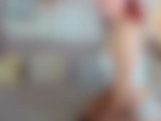 Live cam show with CreamyLissa - Strip Red Hair on SpankPalCams
