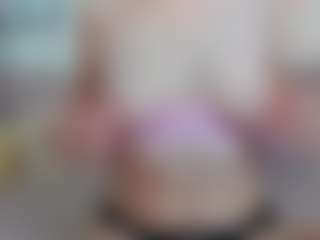 CreamyLissa's Live Sex Cam Show