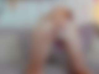 CreamyLissa's Live Sex Cam Show