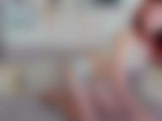 CreamyLissa's Live Sex Cam Show
