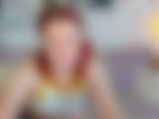 Live cam show with CreamyLissa - Bedroom Red Hair on Pornisteam.com