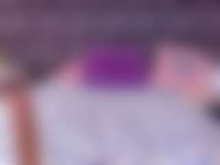 EmilyReevess's Live Sex Cam Show