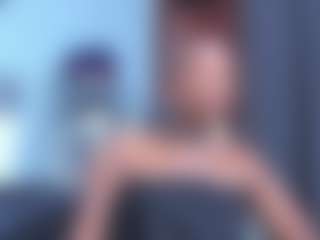 Live cam show with Coco-Kiiss - Dominant on livesuperchat.net