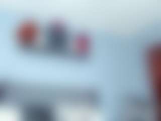 Live cam show with Coco-Kiiss - Dominant on CamClone