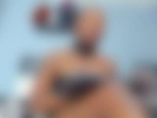 Live cam show with Coco-Kiiss - Dominant on Milfs Live