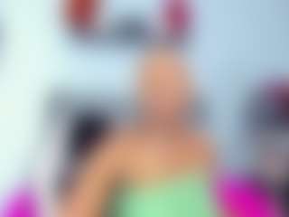 Live cam show with Coco-Kiiss - Dominant on Mixed Magazine Live