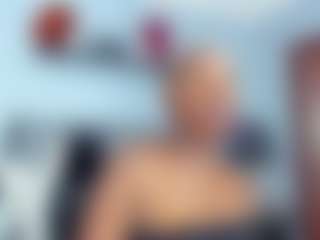 Live cam show with Coco-Kiiss - Dominant on Camsoda