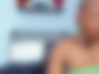 Live cam show with Coco-Kiiss - Dominant on googirlz