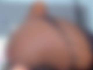 Live cam show with Coco-Kiiss - Shaved on Dolls Live