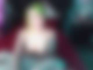 Live cam show with Sallylynn - Dildo on Dolls Live