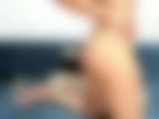 Live cam show with Maria - New Small Tits on AdultVida.com