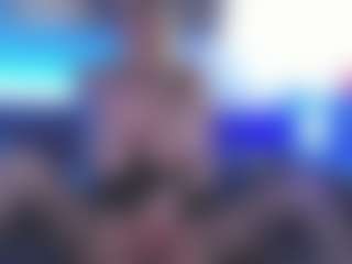 Live cam show with BonnieBotox - Granny Big Tits on Gym Cam Girls