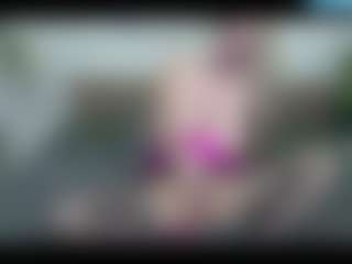 BonnieBotox's Live Sex Cam Show