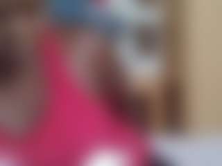 Live cam show with smiley - Chubby on camwithhim.com
