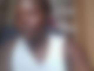 Live cam show with smiley - Ebony on madthumbs | kenya