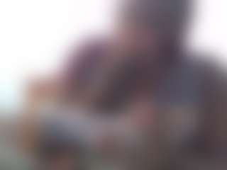 Live cam show with smiley - Fullynaked on AdultVida.com