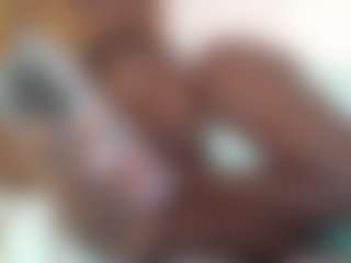 Live cam show with smiley - Fullynaked on Hubzter Live