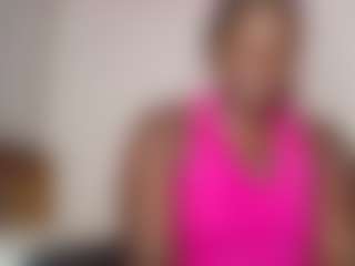 Live cam show with smiley - Ebony on Camsoda | kenya