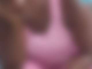 Live cam show with smiley - Ebony on SxyPornLive | kenya