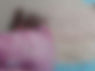 Live cam show with smiley - Fullynaked on Camming Site