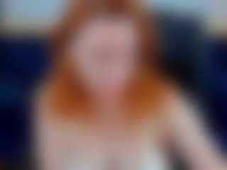 Live cam show with Kamila-Ice - Bedroom Latina on Taboo Cams XXX