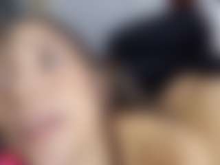 Live cam show with Luna and Mike - Muscle on Uber Horny