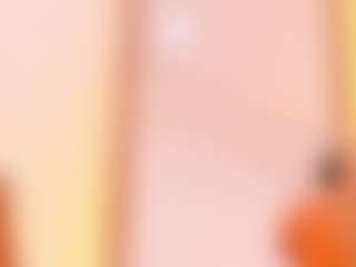 Live cam show with Alessia - Blonde Hair Middle Aged on googirlz