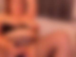 Live cam show with Alessia - Blonde Hair Middle Aged on CamSodaAdn