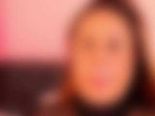 Live cam show with Alessia - Brown Eyes Blonde Hair on Camsoda.co