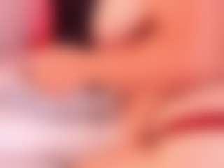 Live cam show with Alessia - Middle Aged on Camsoda