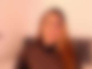 Live cam show with Alessia - Double Penetration on Mixed Magazine Live