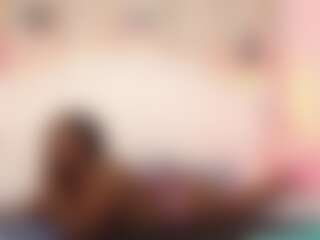 MoniqueMoron's Live Sex Cam Show