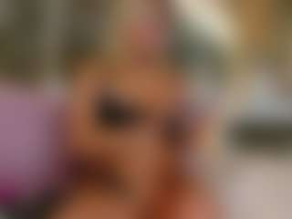 SweetMeggan's Live Sex Cam Show