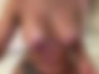 SweetMeggan's Live Sex Cam Show