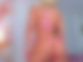 SweetMeggan's Live Sex Cam Show