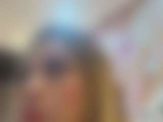 SweetMeggan's Live Sex Cam Show