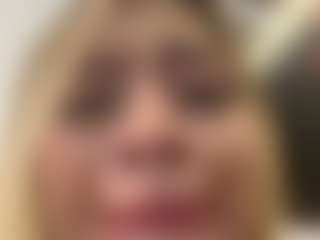 SweetMeggan's Live Sex Cam Show