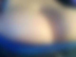 bigbittiesandfun's Live Sex Cam Show