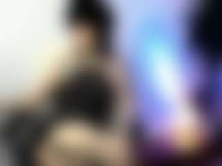 Live cam show with shiira - Uncut on AdultVida.com