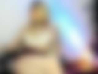 Live cam show with shiira - Portuguese on madthumbs