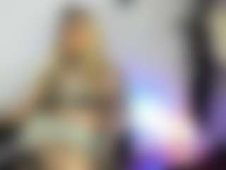 shiira's Live Sex Cam Show