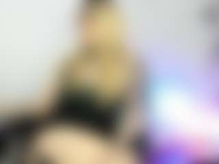 shiira's Live Sex Cam Show